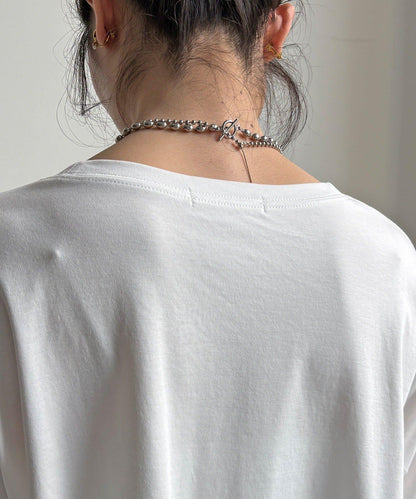 絲帶紗背心 × 傘擺套頭衫套裝