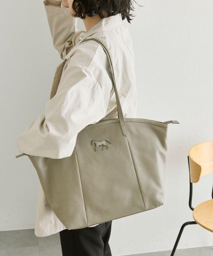 真皮 A4尺寸適配 馬型掛飾 托特包