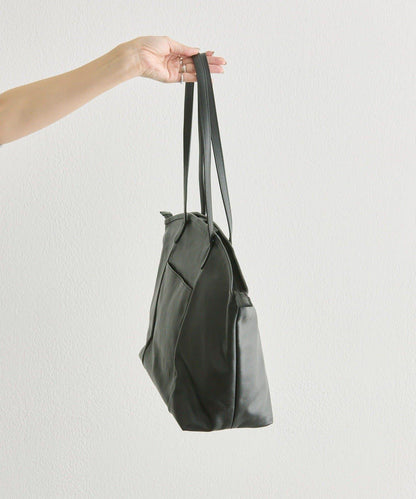 真皮 A4尺寸適配 馬型掛飾 托特包