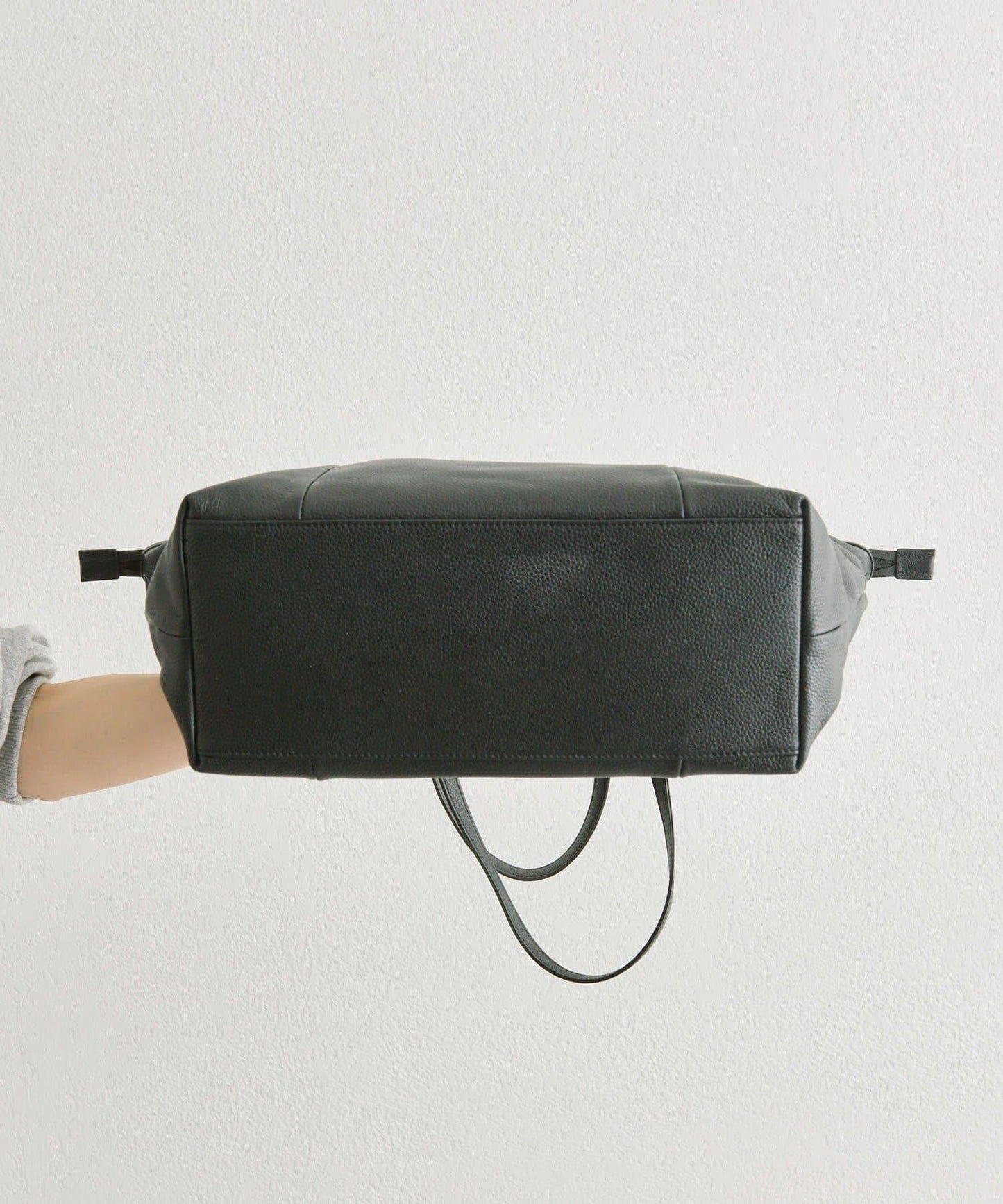 真皮 A4尺寸適配 馬型掛飾 托特包