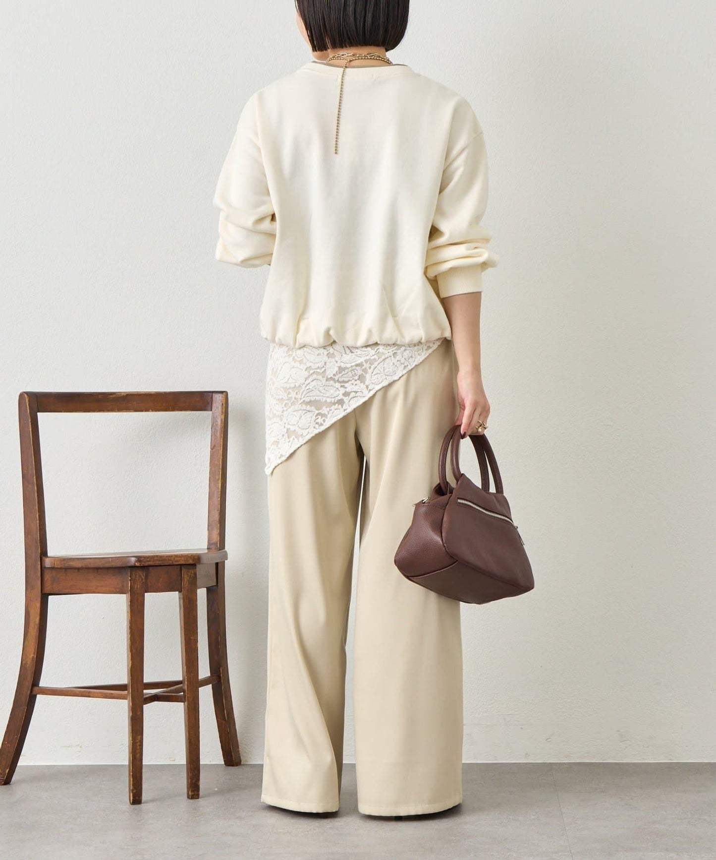 下襬氣球設計套頭上衣