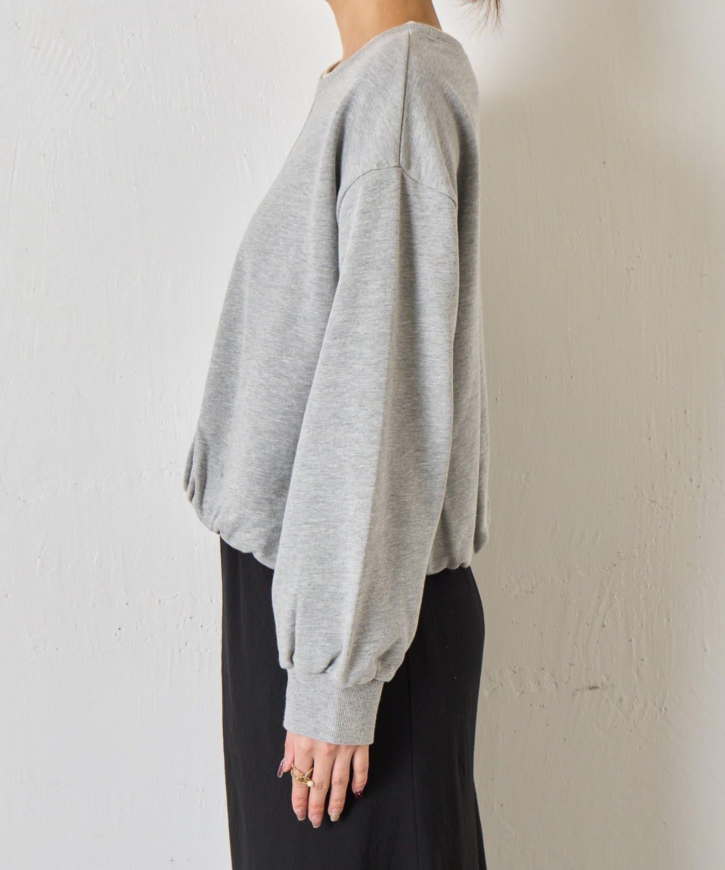 下襬氣球設計套頭上衣