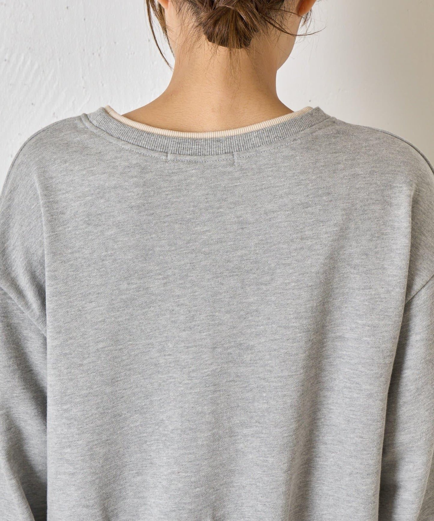 下襬氣球設計套頭上衣