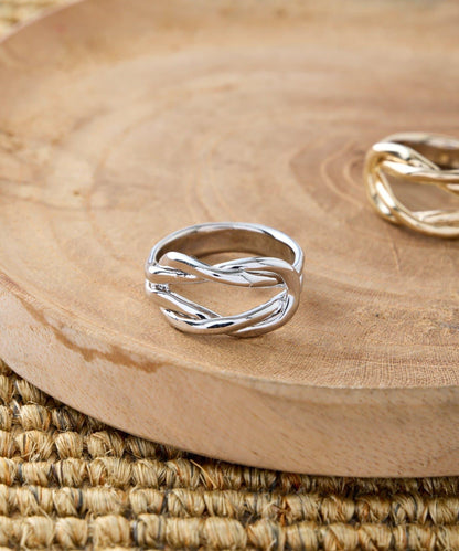 環形線條造型戒指