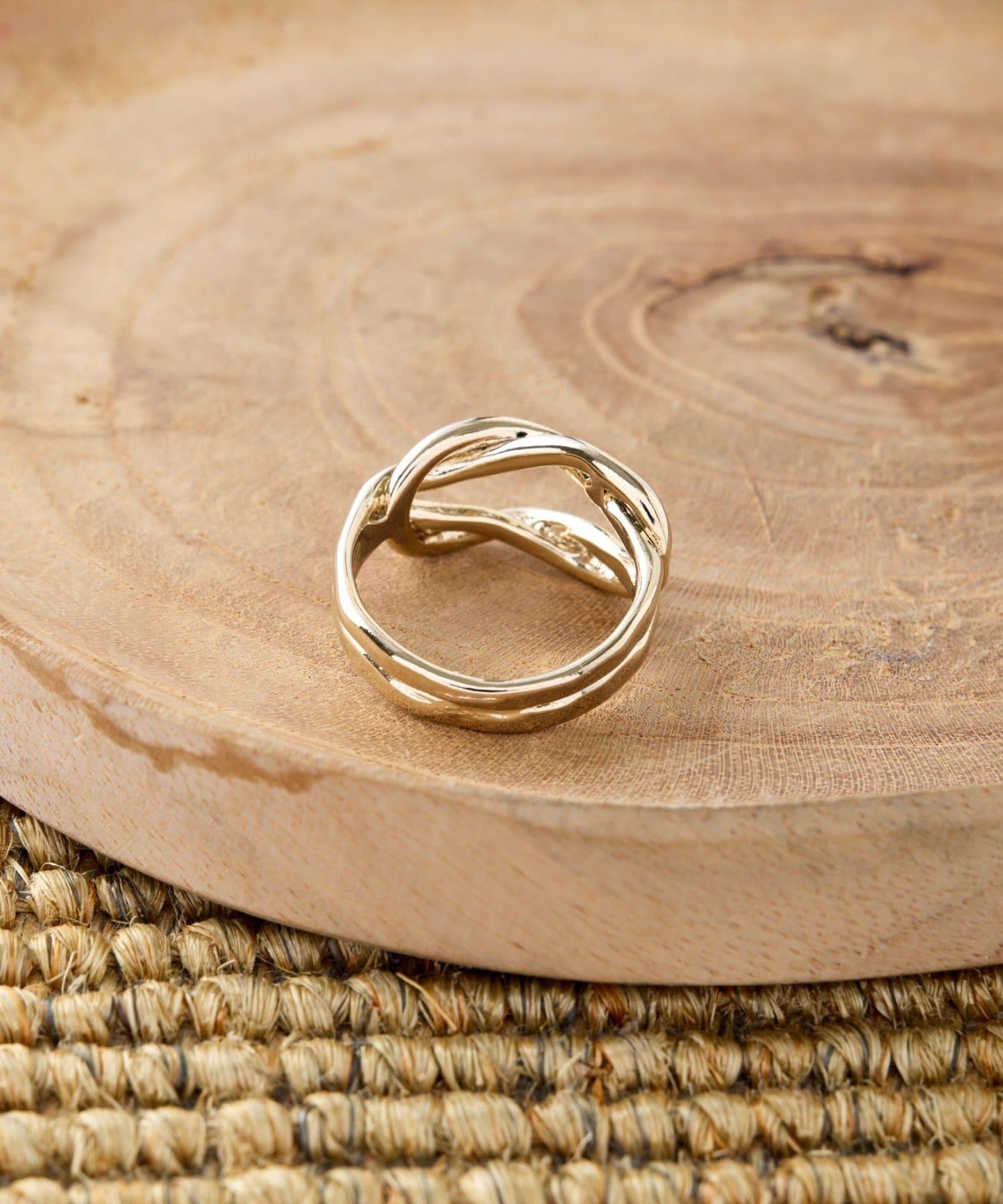 環形線條造型戒指