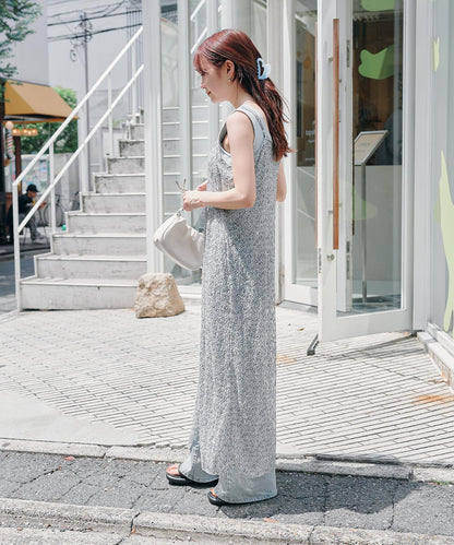 Kastane 蕾絲花卉吊帶連衣裙