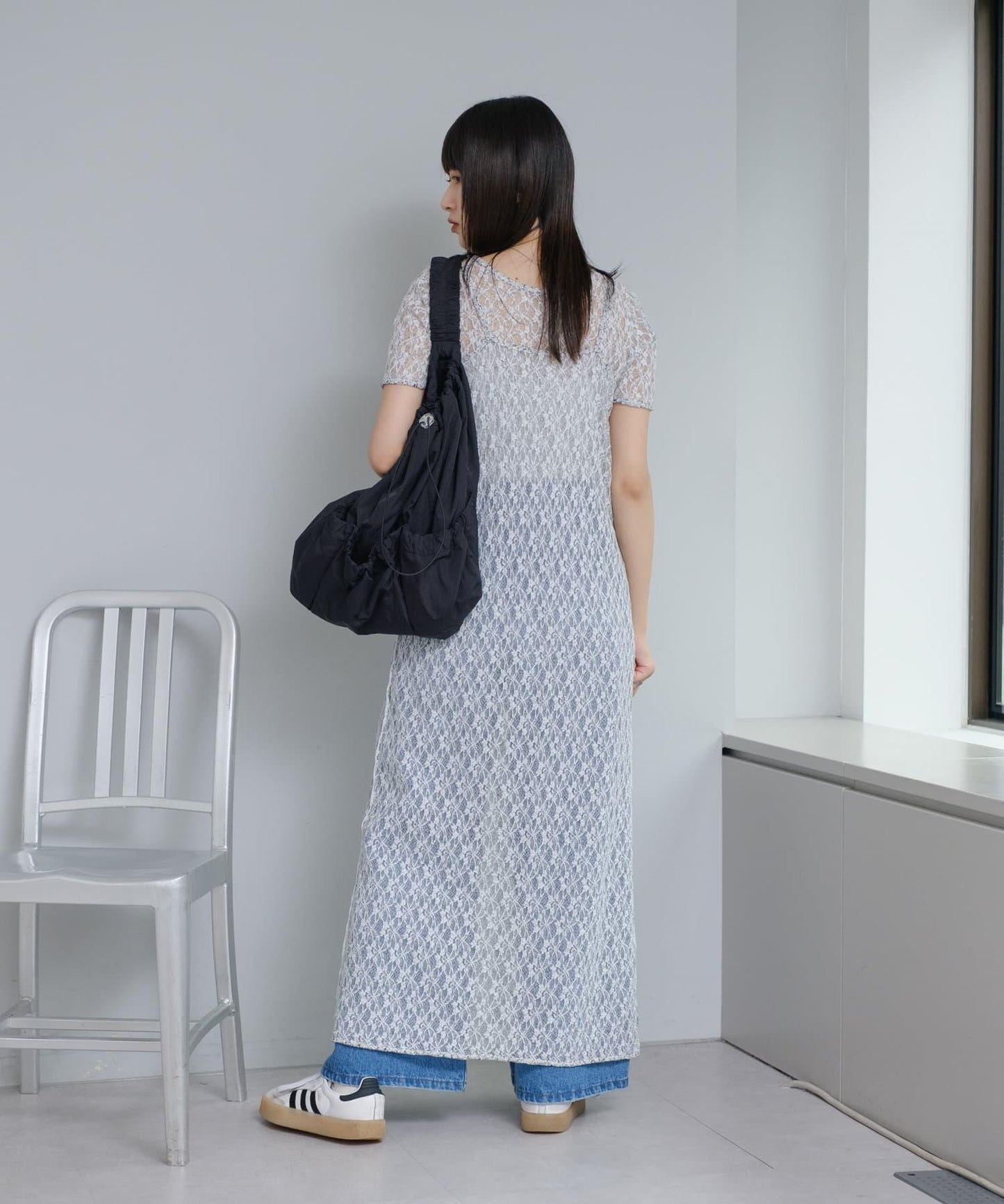 Kastane 蕾絲花卉吊帶連衣裙