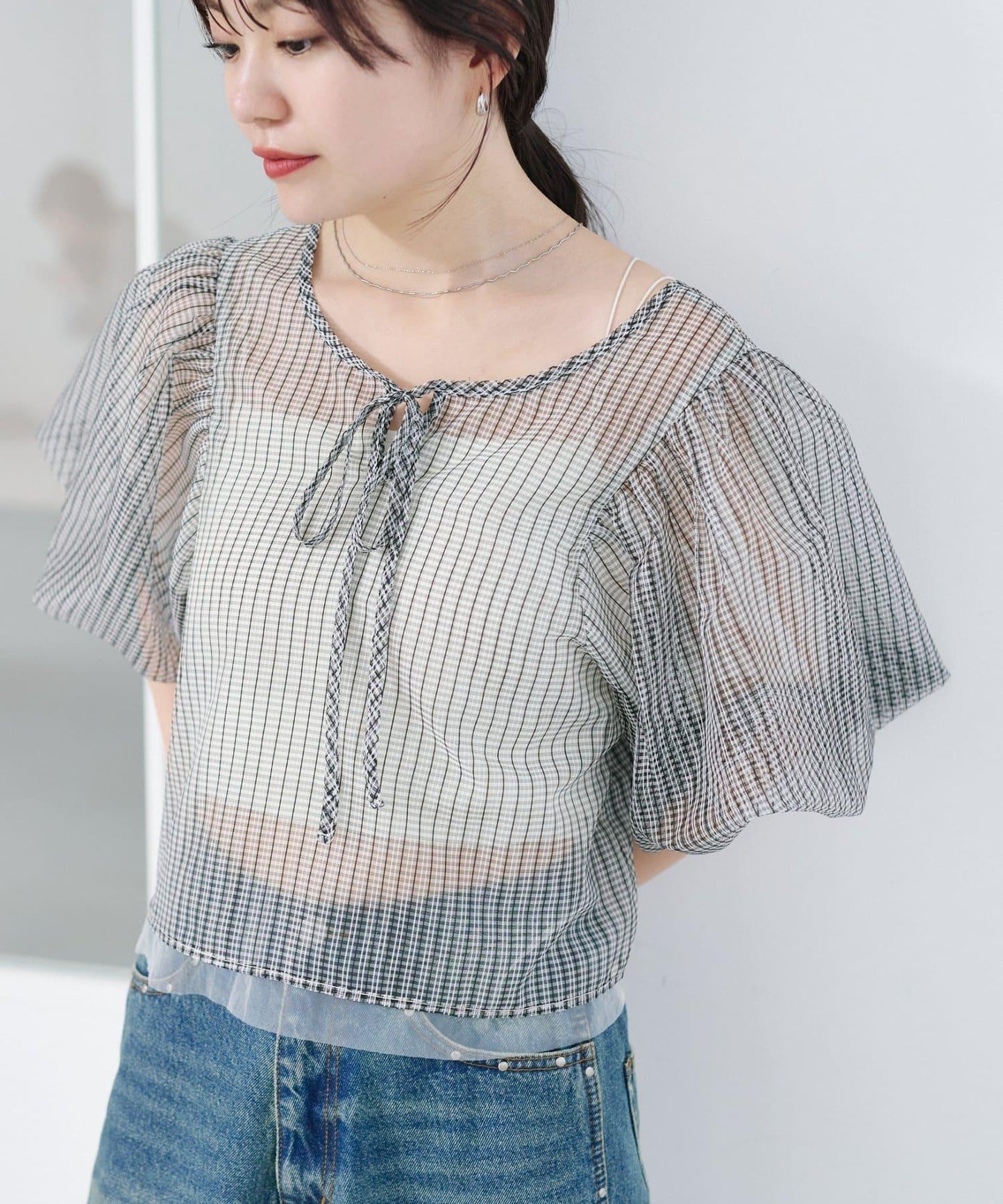 網紗格紋泡泡袖襯衫