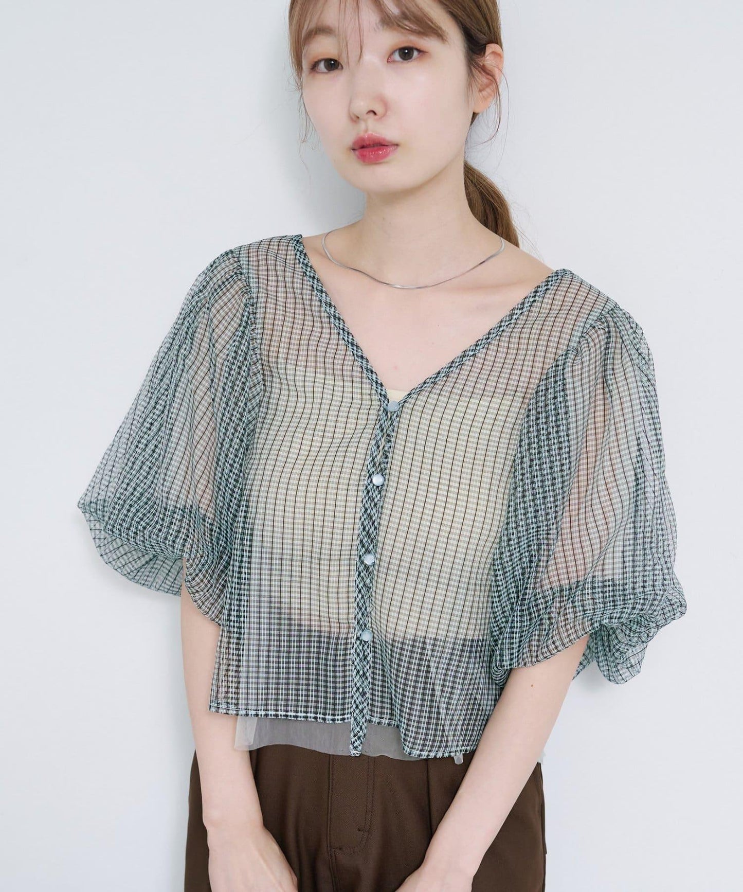 網紗格紋泡泡袖襯衫