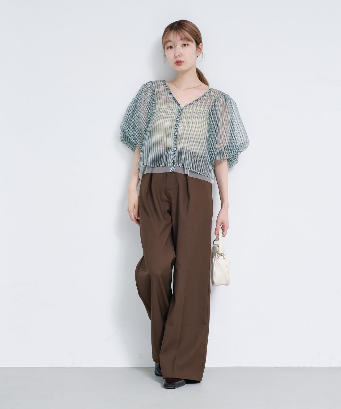 網紗格紋泡泡袖襯衫