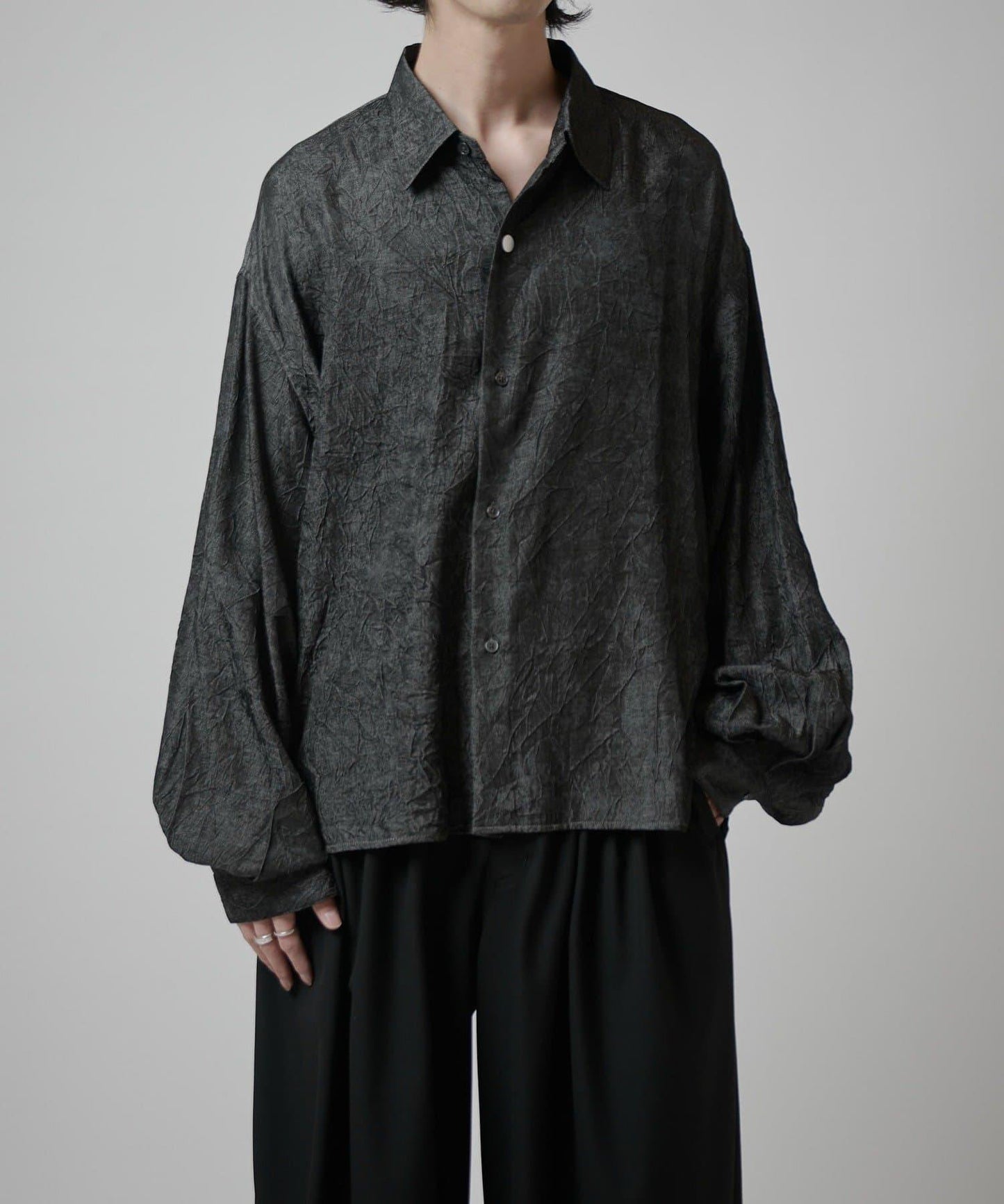 Neucon 皺感泡泡袖襯衫