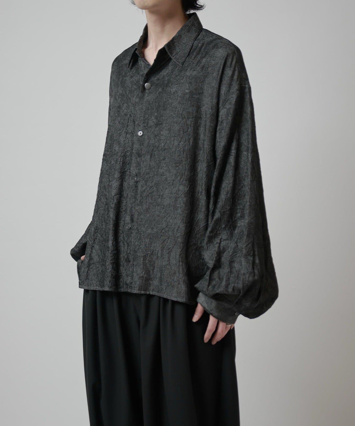 Neucon 皺感泡泡袖襯衫