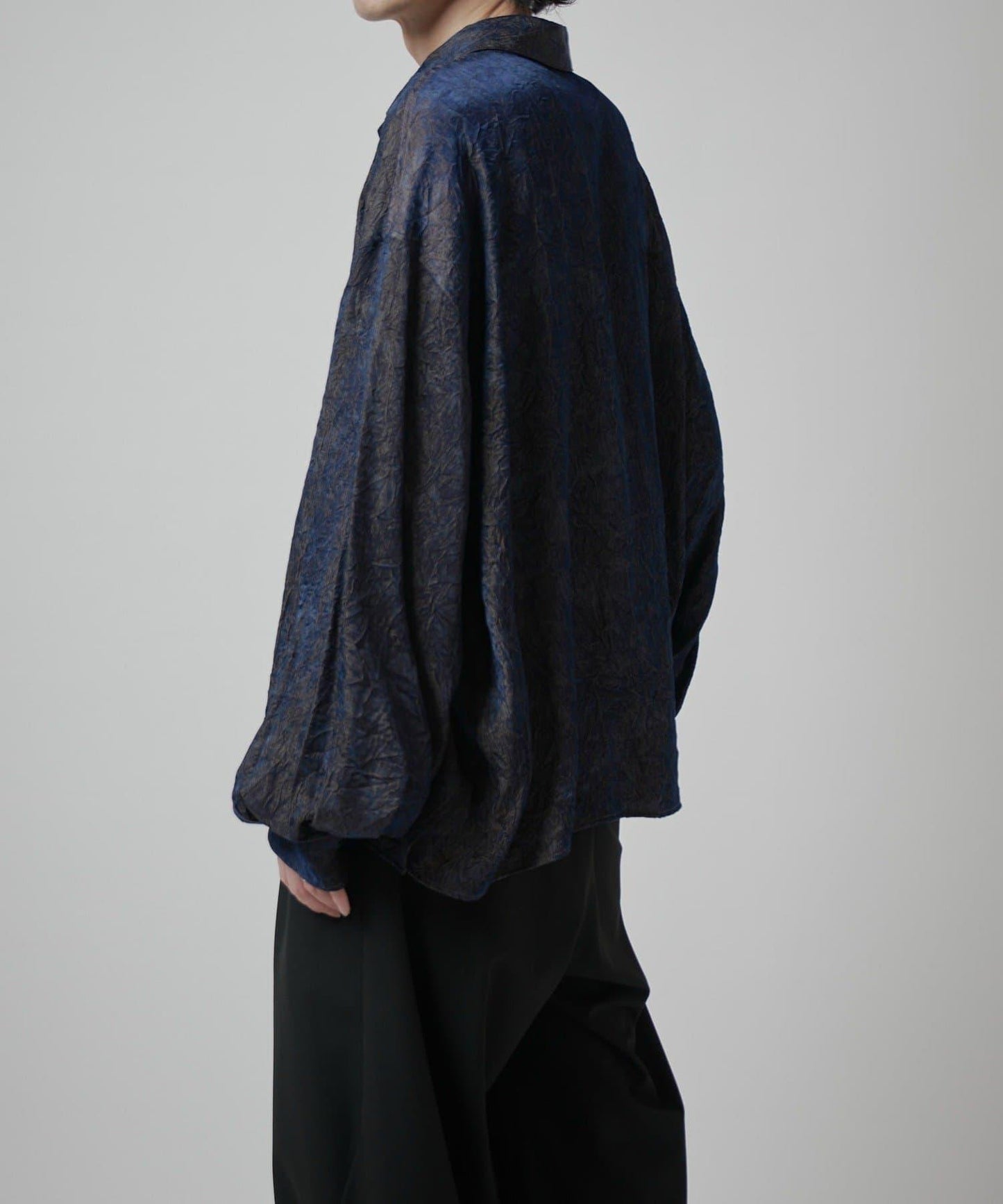 Neucon 皺感泡泡袖襯衫