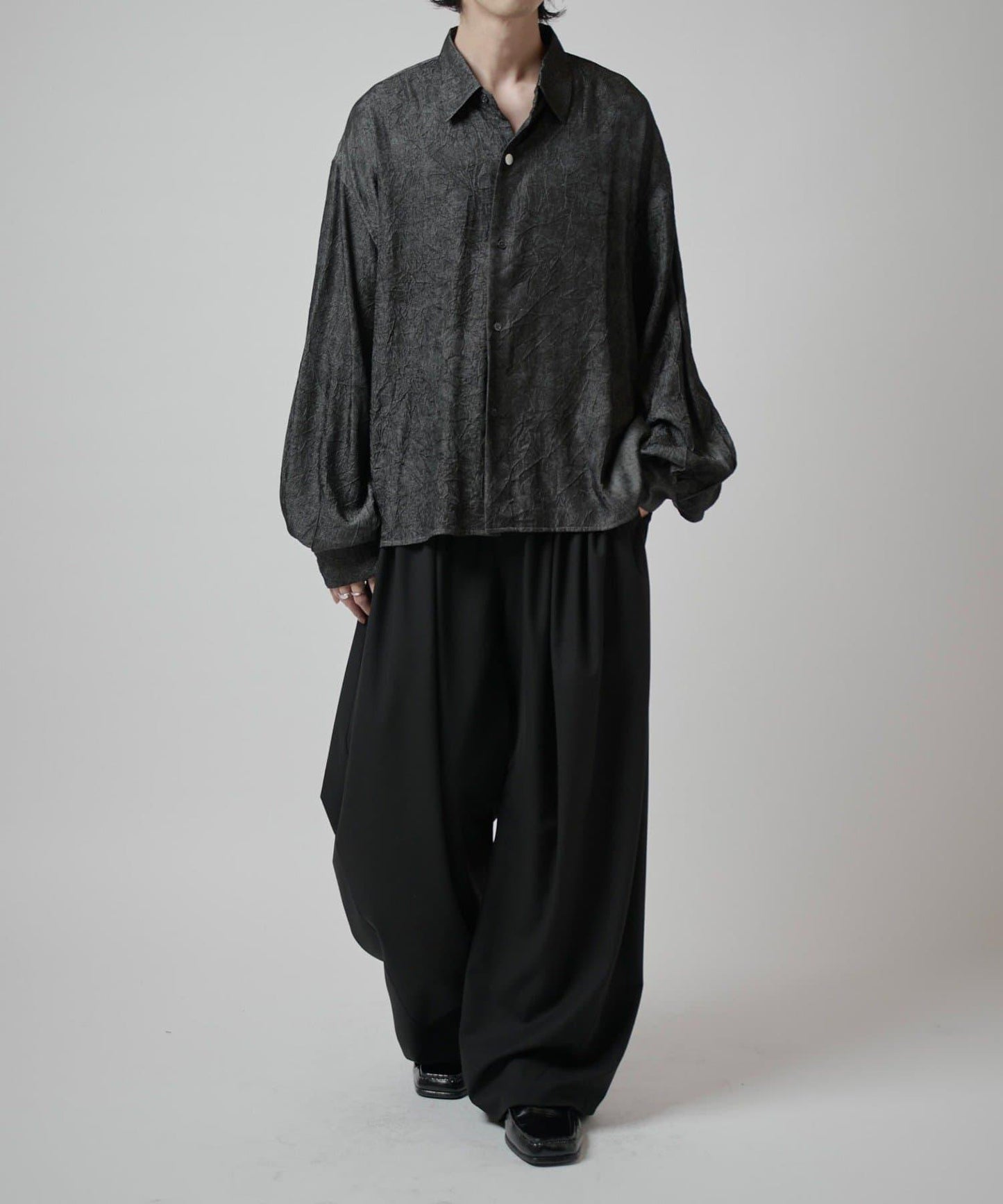 Neucon 皺感泡泡袖襯衫