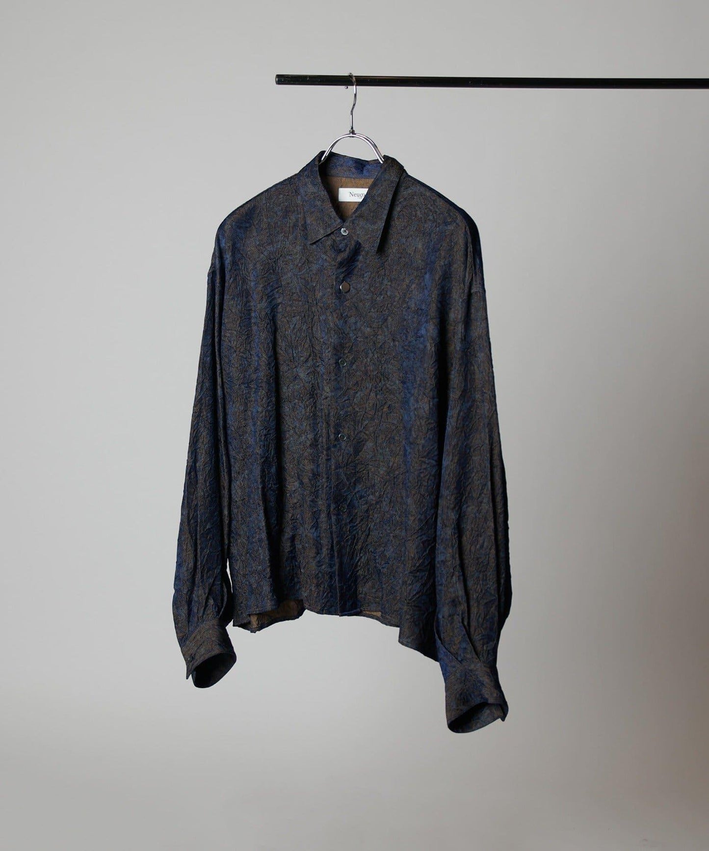 Neucon 皺感泡泡袖襯衫