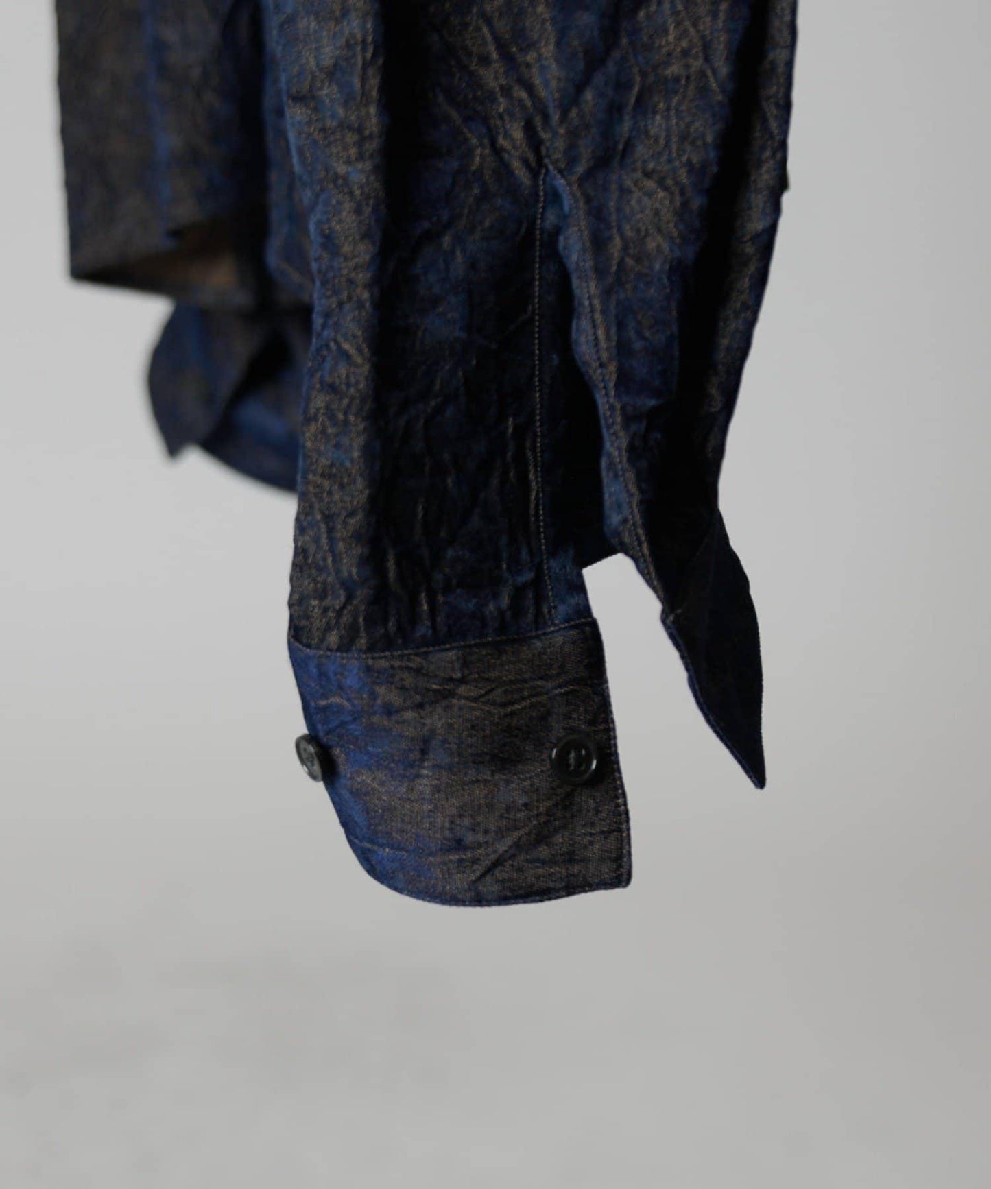 Neucon 皺感泡泡袖襯衫