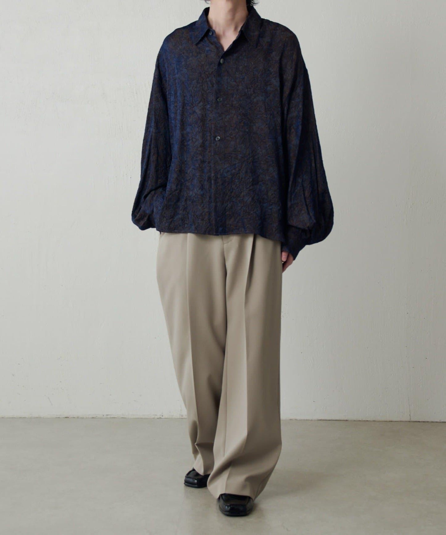 Neucon 皺感泡泡袖襯衫