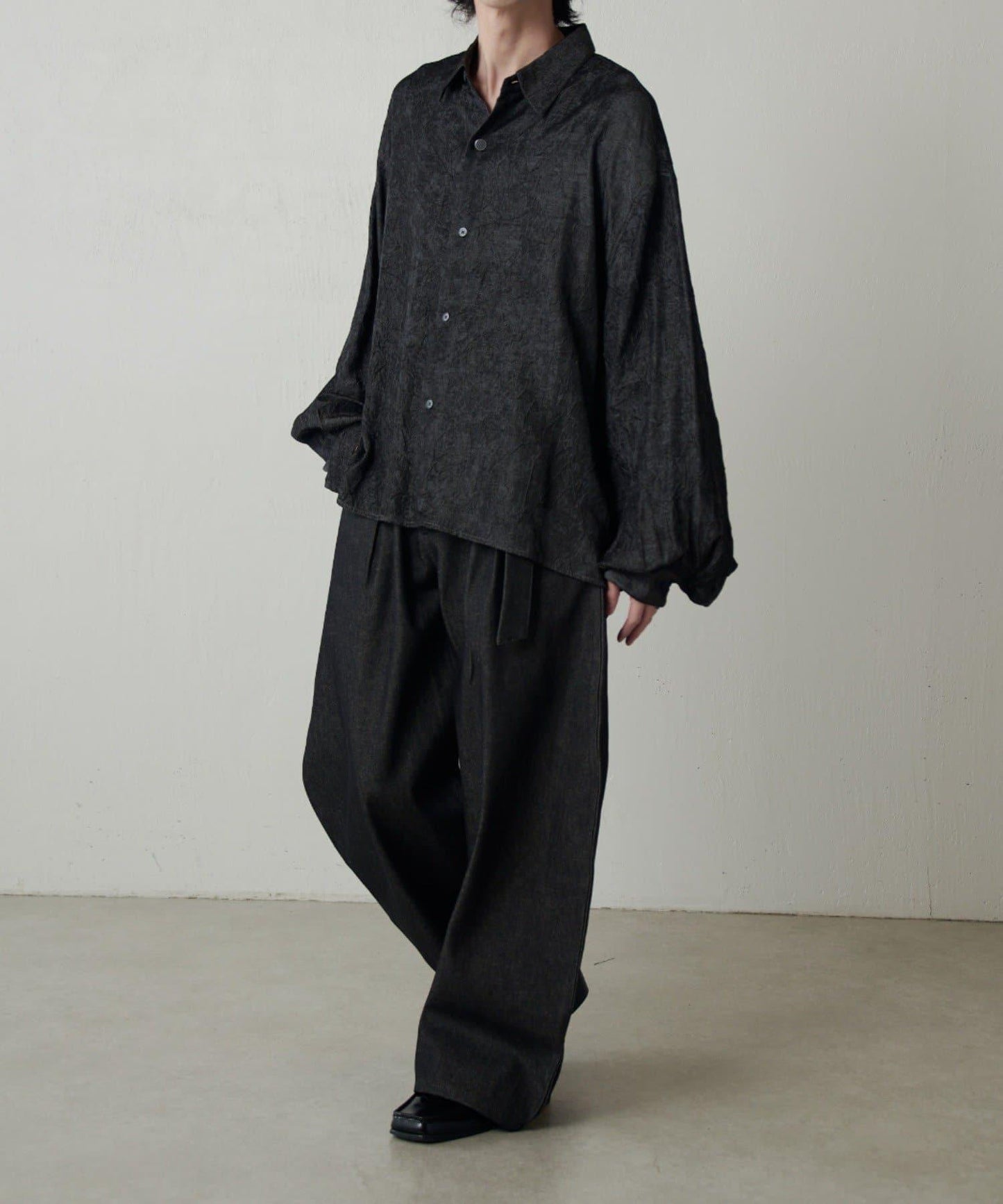 Neucon 皺感泡泡袖襯衫