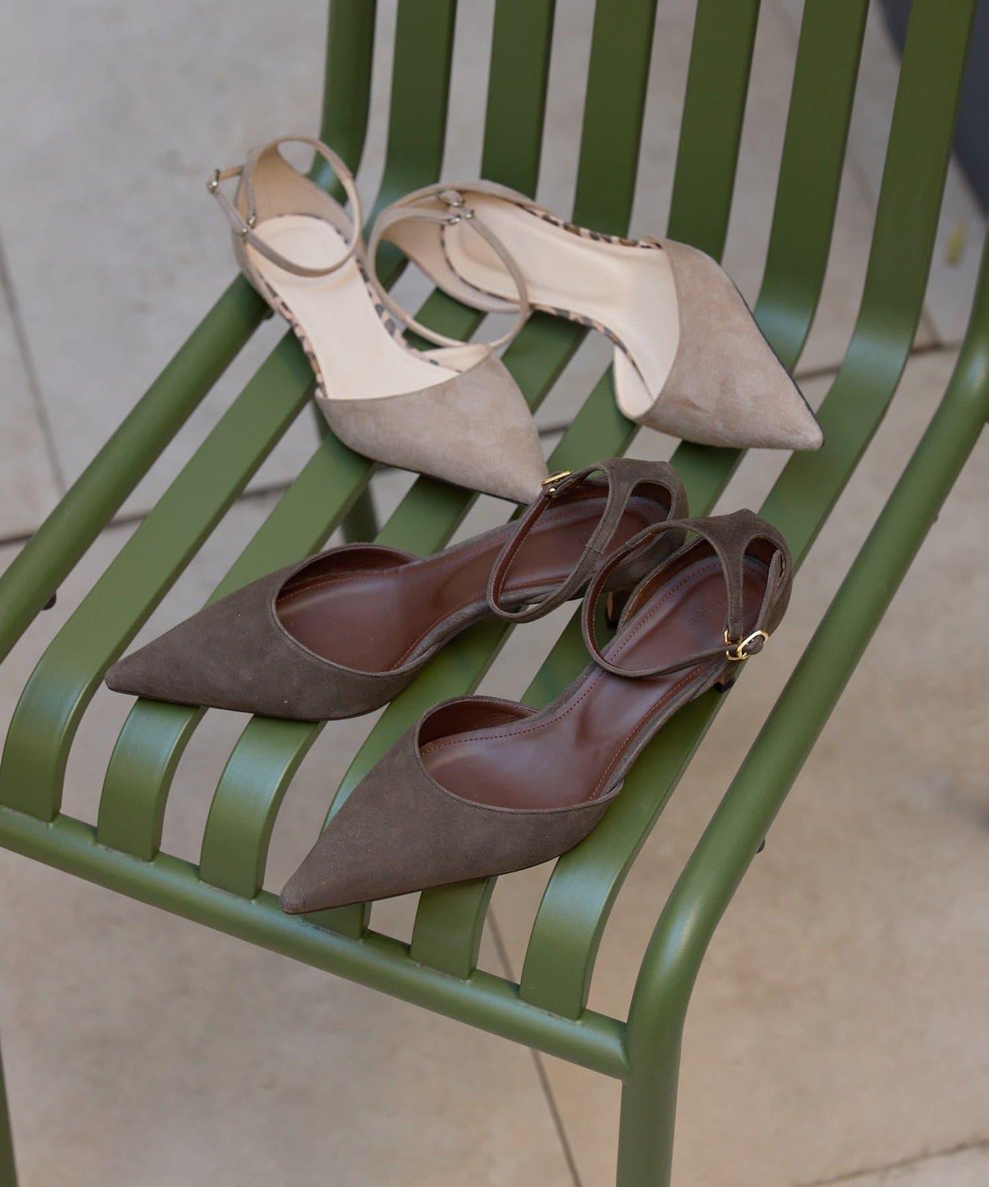 <インフルエンサーコラボカラーあり>【Hoaw.】スエードポインテッドパンプス