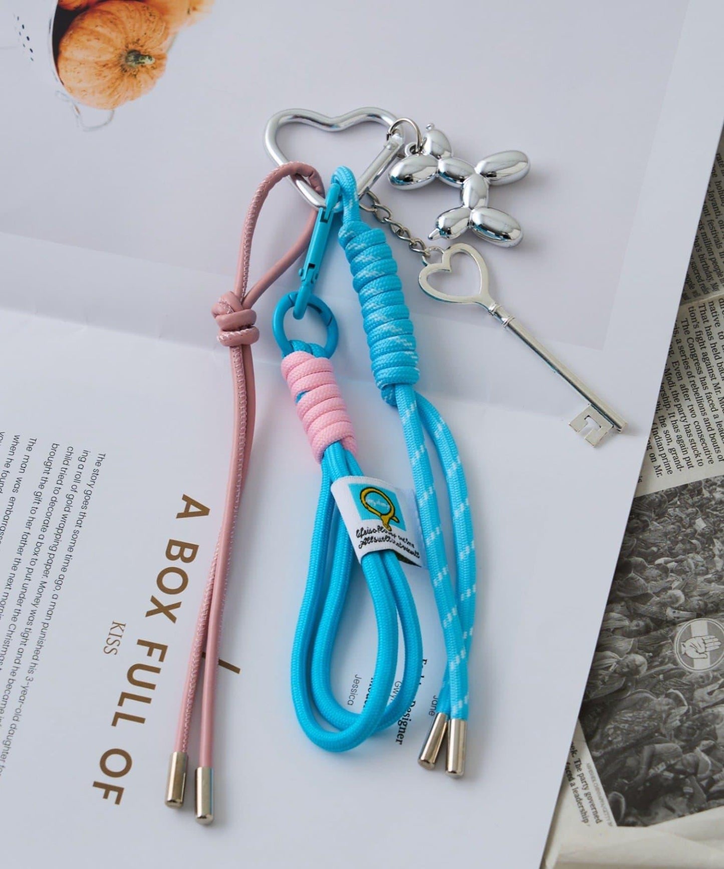 ランダムモチーフチャーム