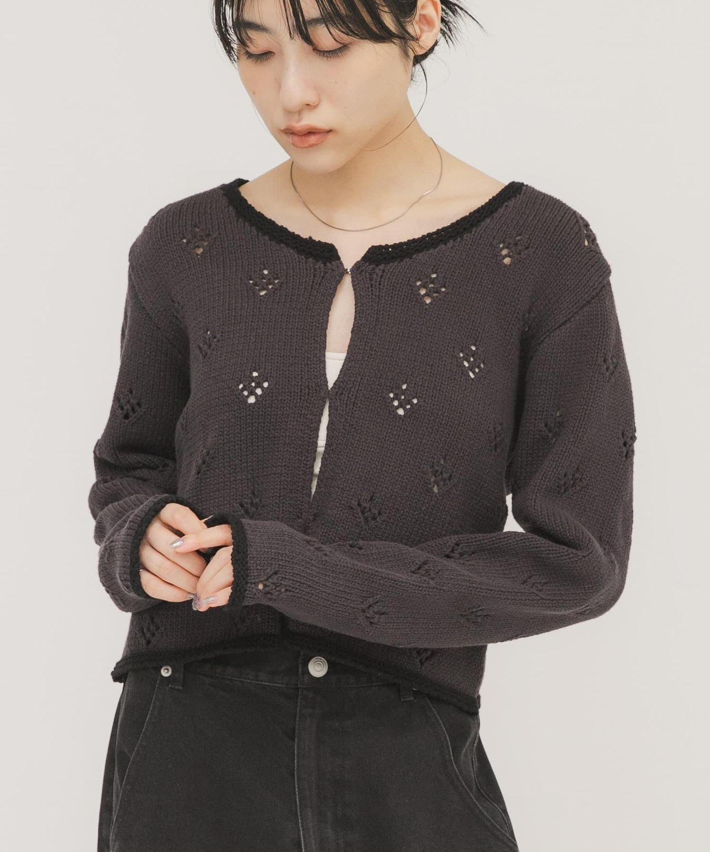 鏤空短款針織開衫