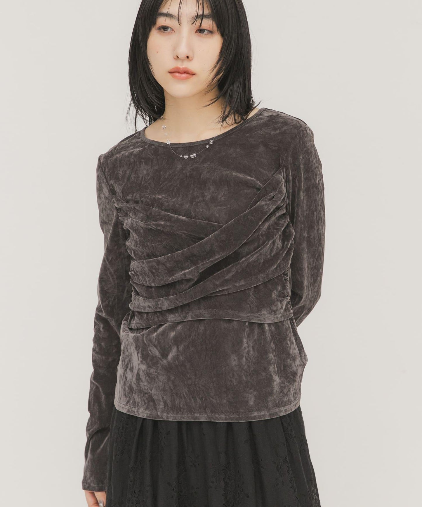 透膚天鵝絨交叉垂墜T恤