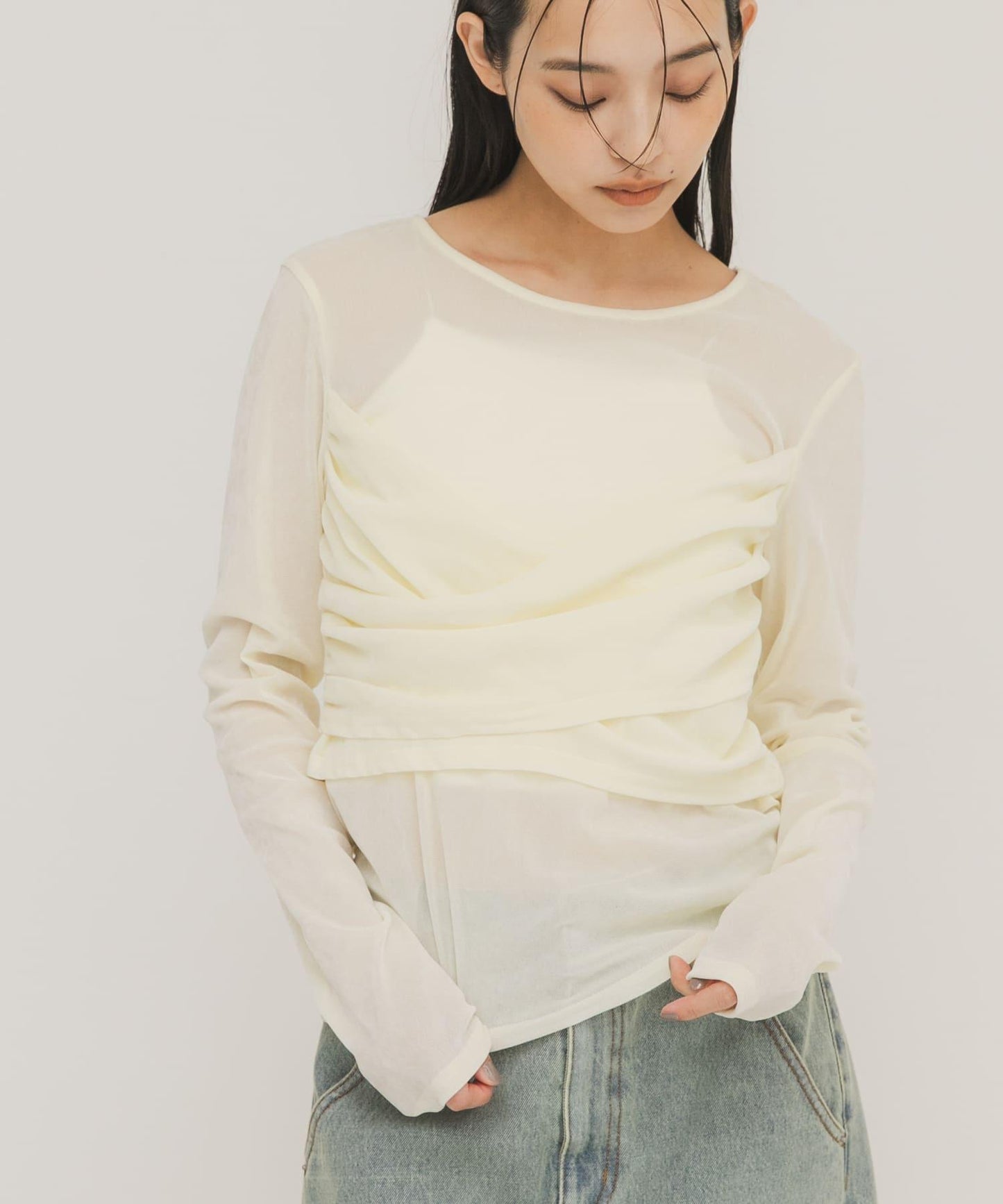 透膚天鵝絨交叉垂墜T恤