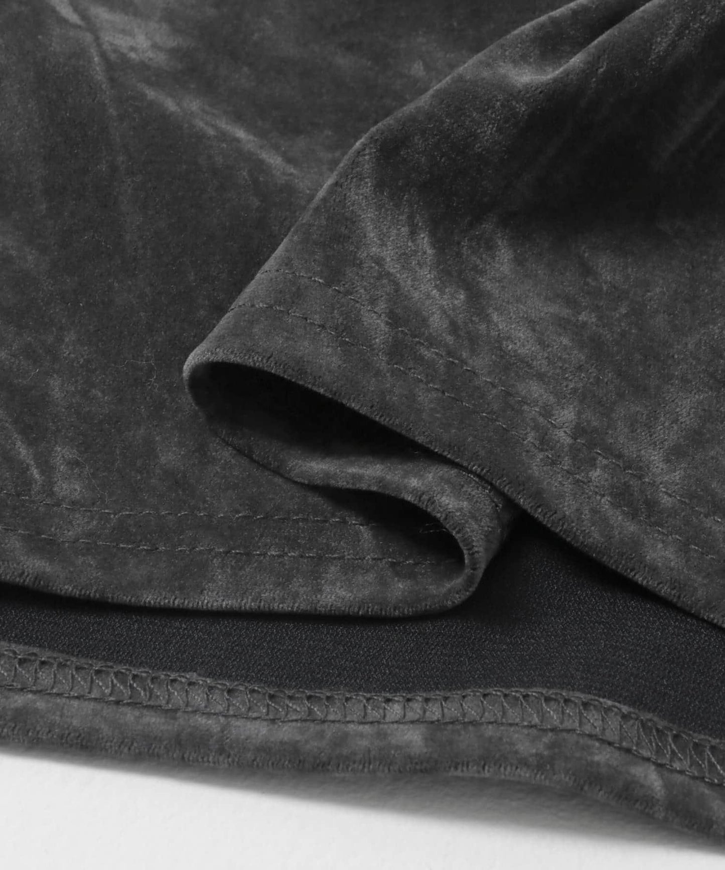 透膚天鵝絨交叉垂墜T恤