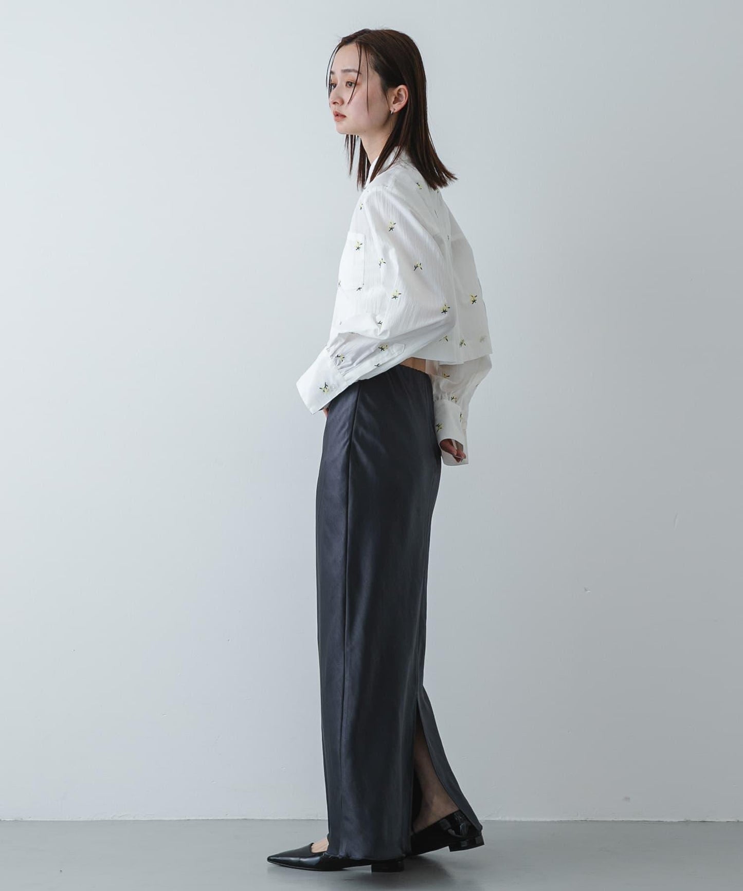 花卉刺繡 短款 襯衫