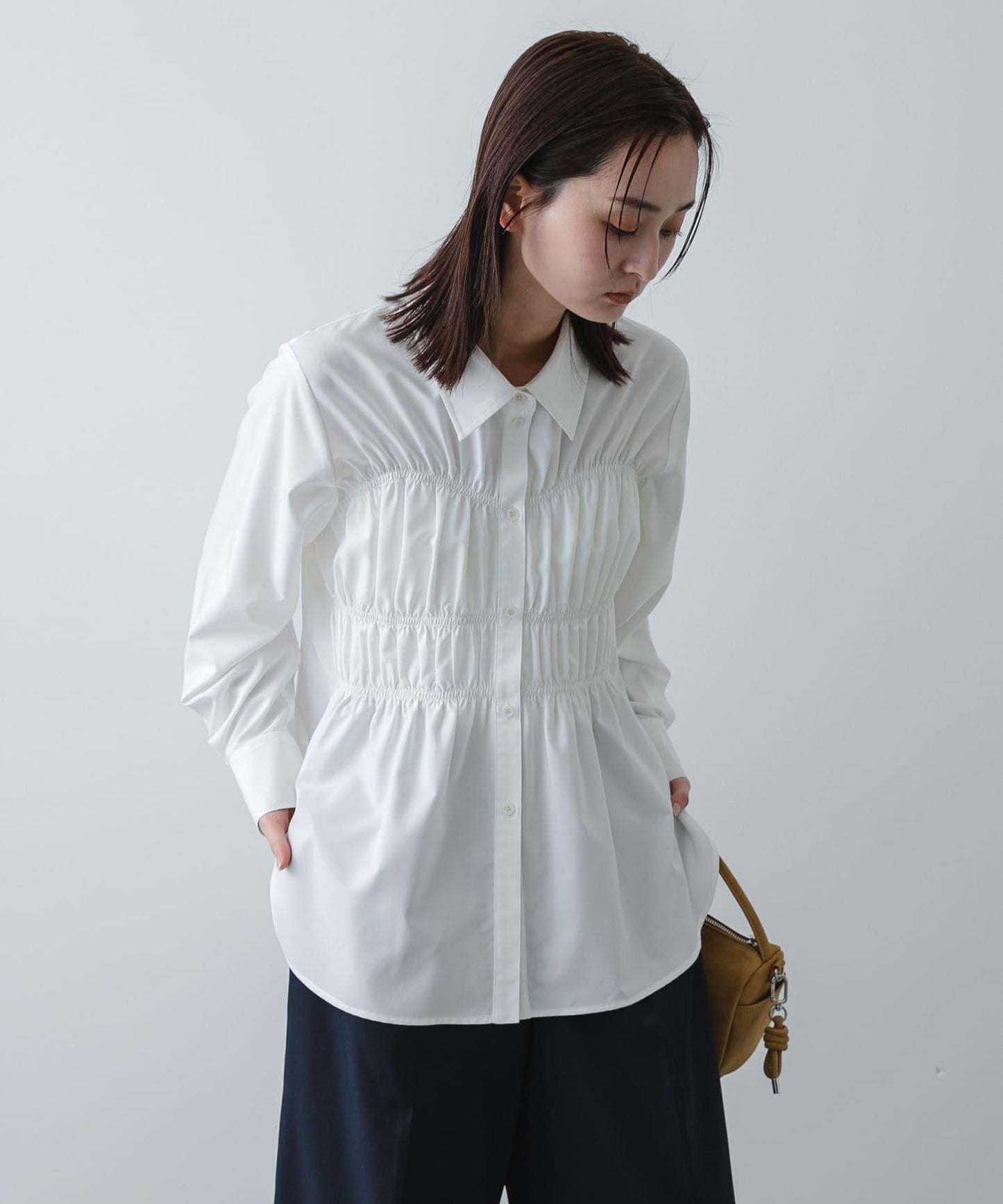 抽褶設計襯衫