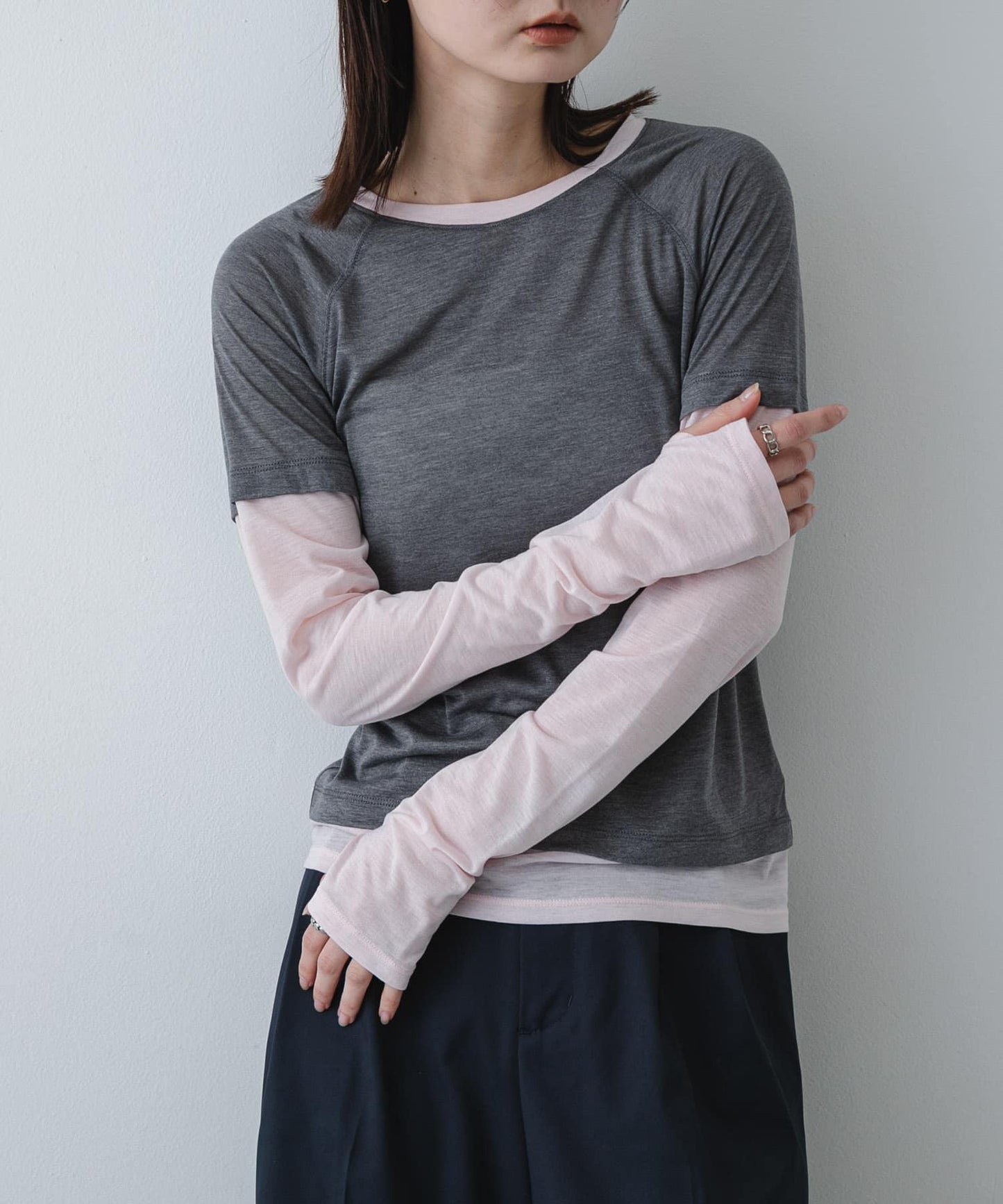 配色疊穿設計合身上衣