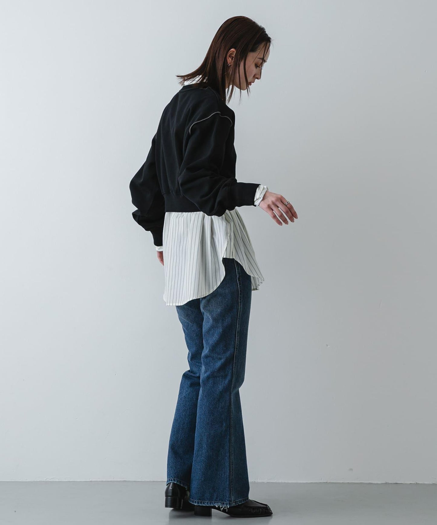 領口開衩 衛衣上衣