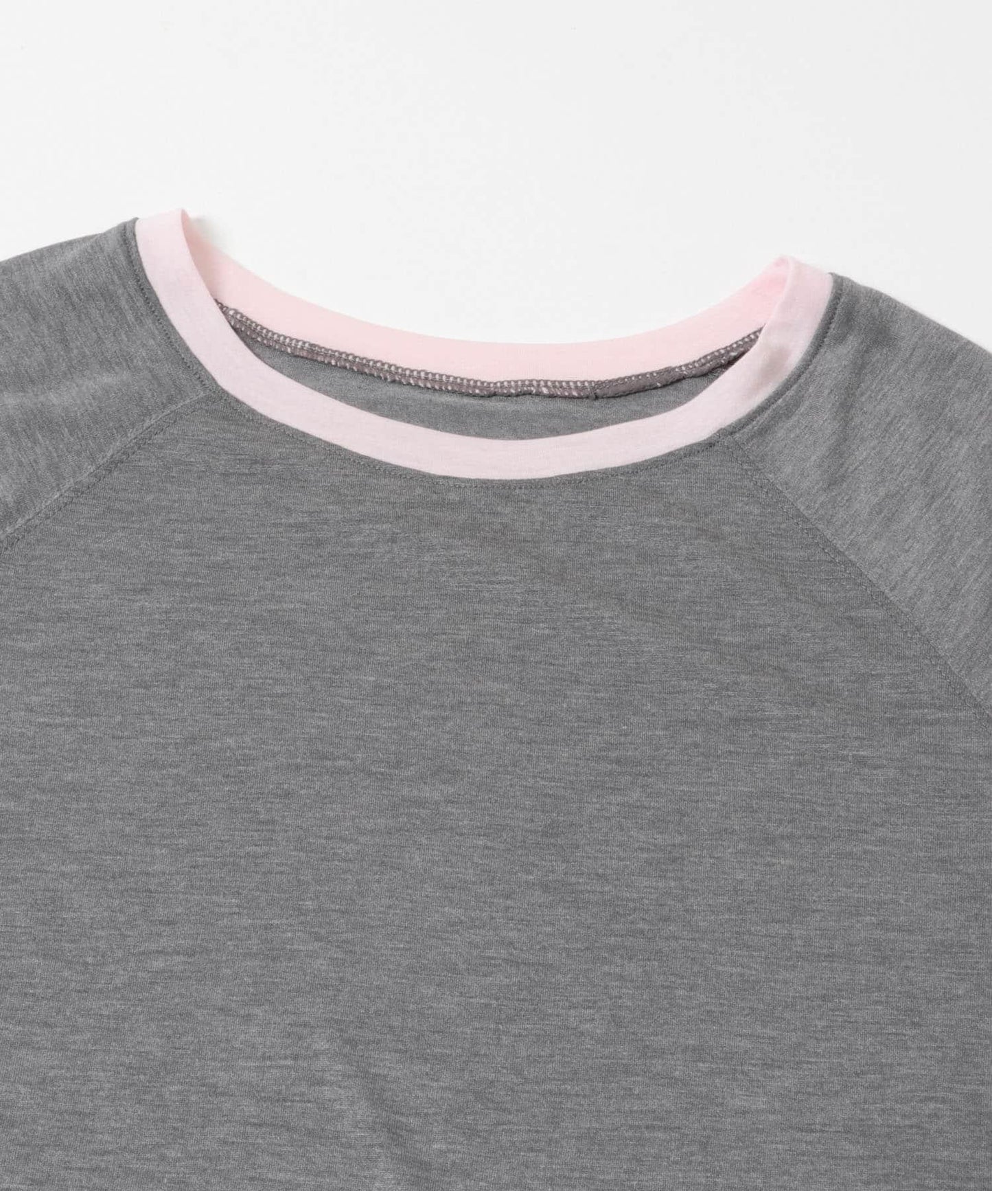 配色疊穿設計合身上衣