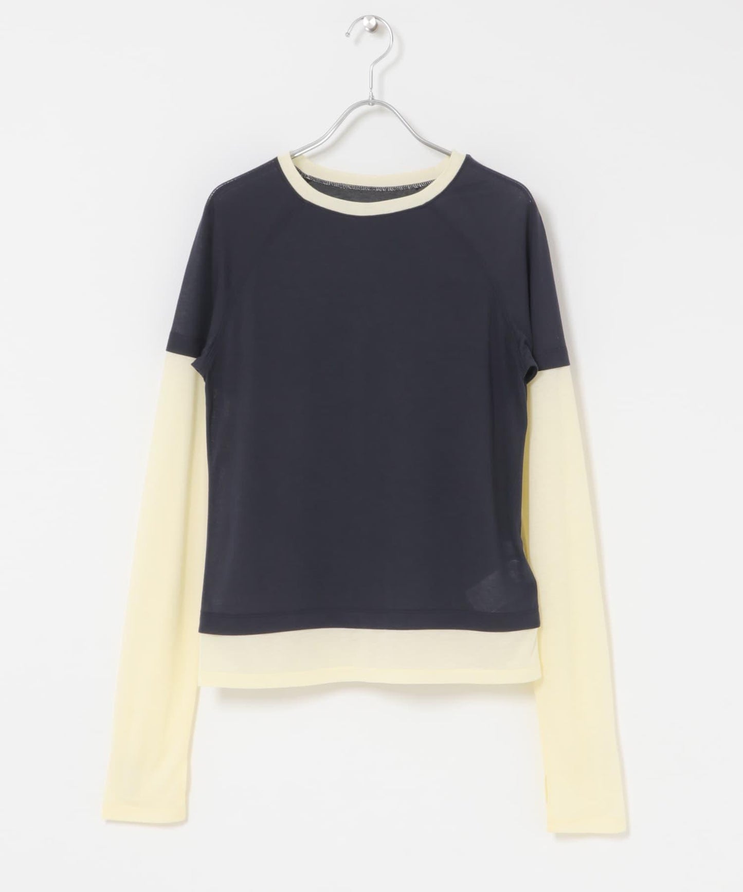 配色疊穿設計合身上衣