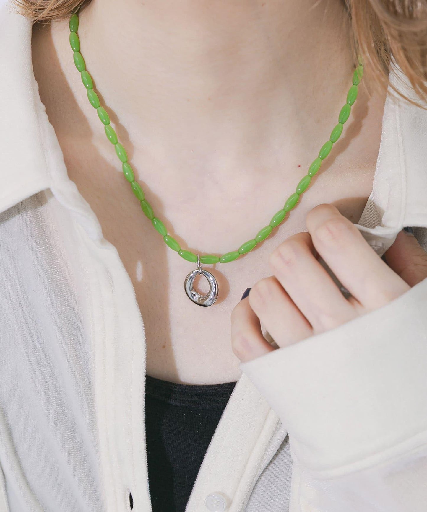 金屬墜飾 彩色珠串 項鍊