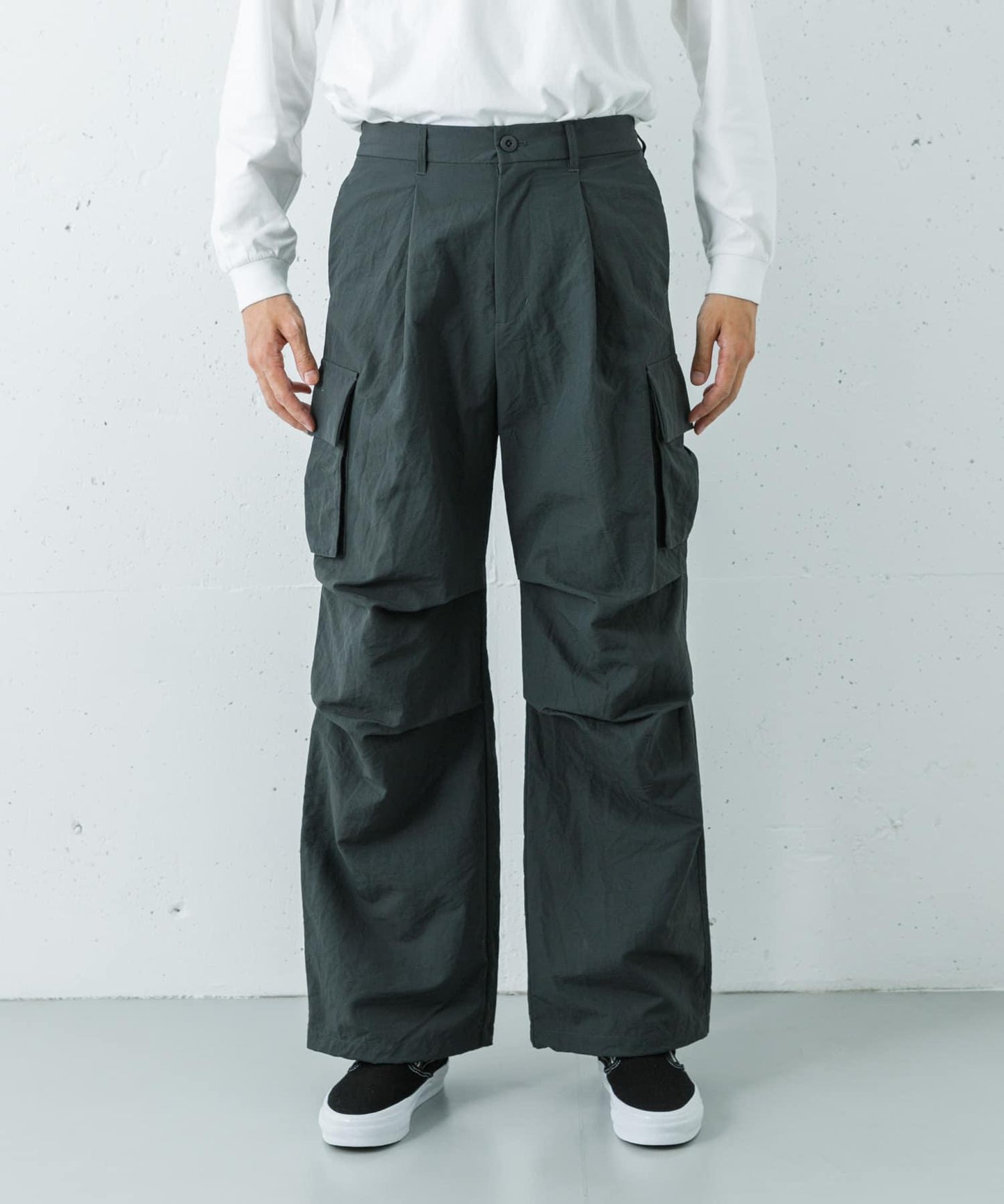 URBAN RESEARCH iD TASLAN NYLON OVER PANTS 褲子