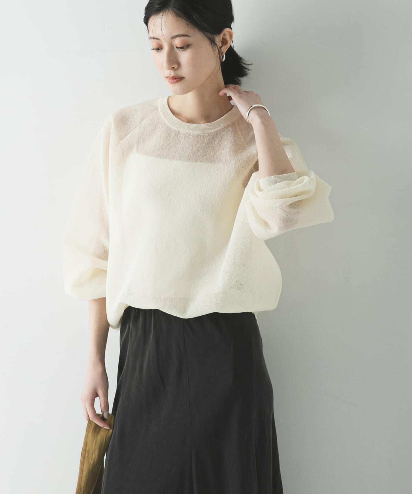 亞麻混海綿感針織上衣