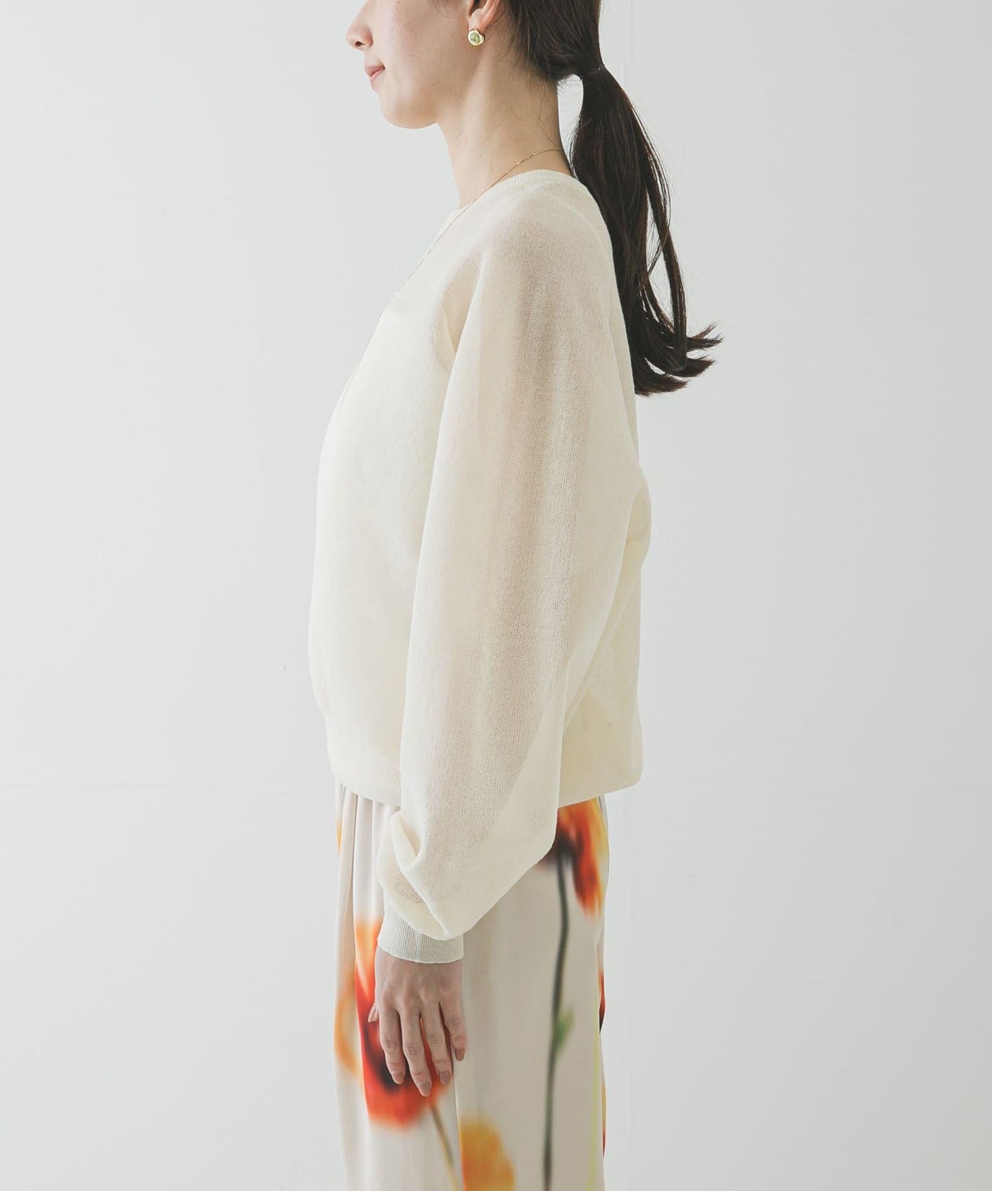 亞麻混海綿感針織上衣