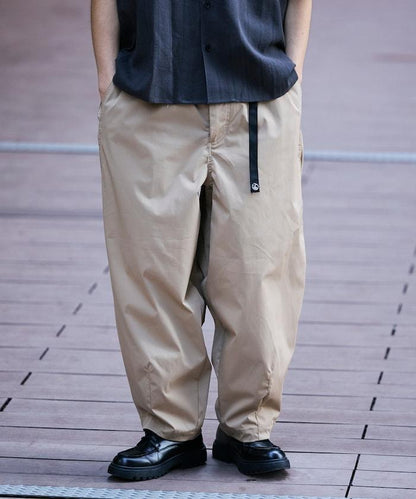 Easy Care Fabric 吸水速幹 防紫外線 寬鬆版型 聚酯斜紋布 攀巖褲