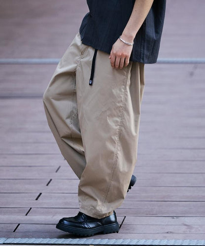 Easy Care Fabric 吸水速幹 防紫外線 寬鬆版型 聚酯斜紋布 攀巖褲