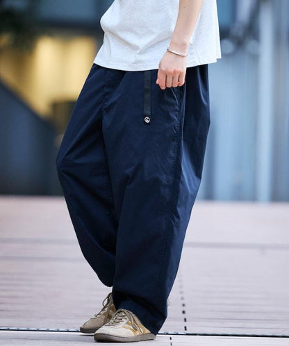 Easy Care Fabric 吸水速幹 防紫外線 寬鬆版型 聚酯斜紋布 攀巖褲