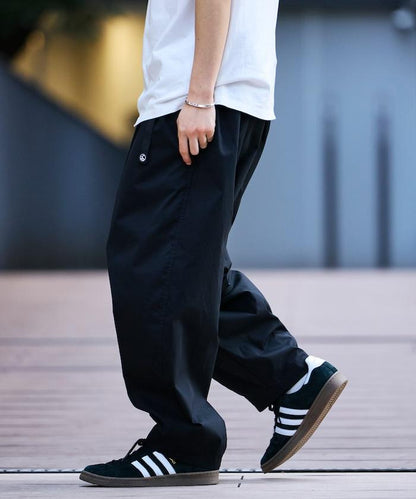 Easy Care Fabric 吸水速幹 防紫外線 寬鬆版型 聚酯斜紋布 攀巖褲