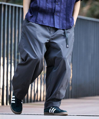 Easy Care Fabric 吸水速幹 防紫外線 寬鬆版型 聚酯斜紋布 攀巖褲