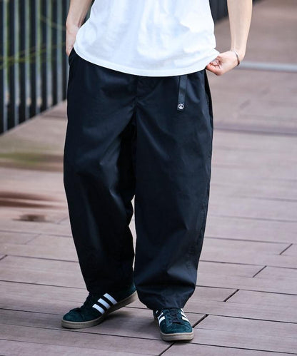 Easy Care Fabric 吸水速幹 防紫外線 寬鬆版型 聚酯斜紋布 攀巖褲