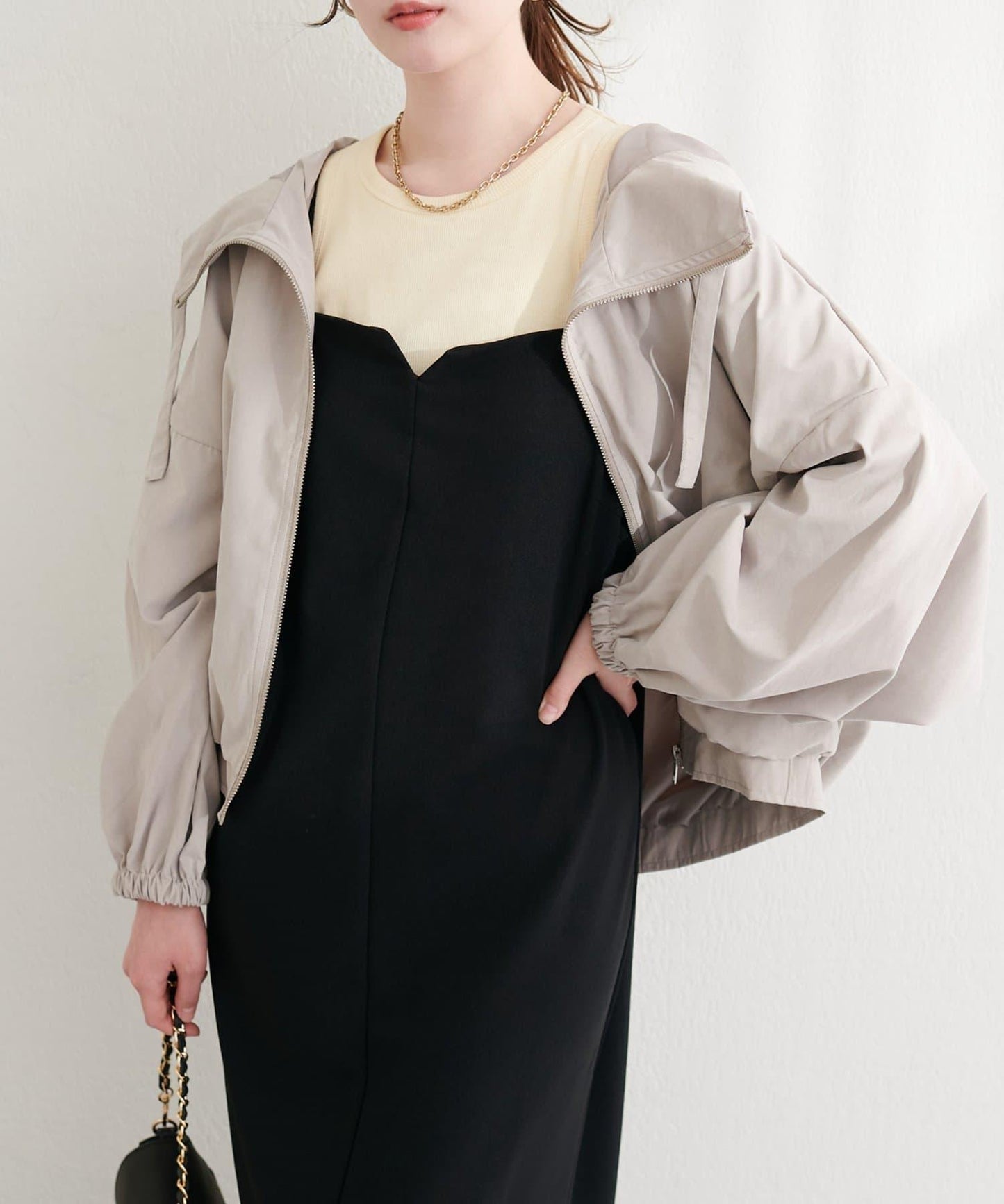 連帽短款山系夾克