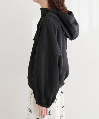 連帽短款山系夾克