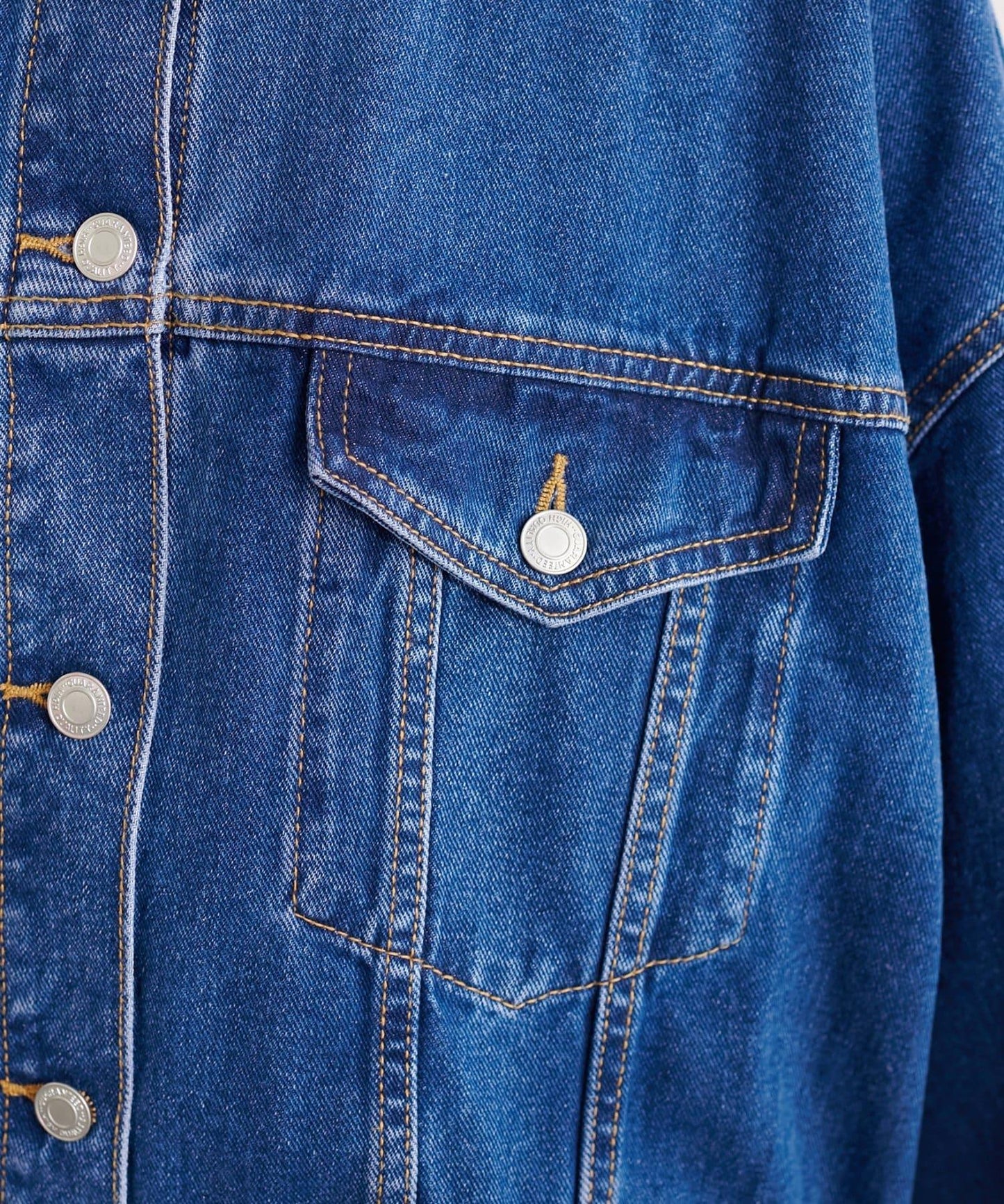 寬鬆版型 牛仔外套