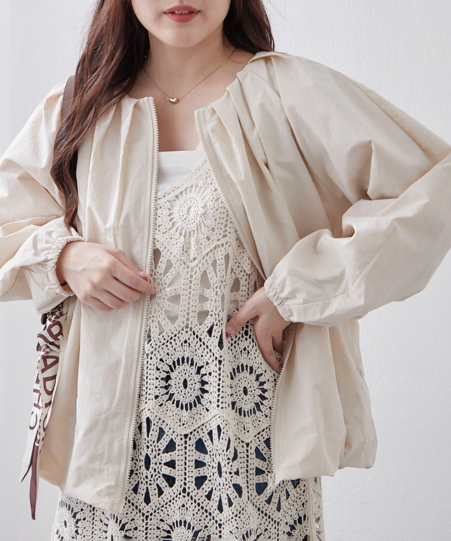 蓬鬆廓形 褶襉泡泡設計 夾克