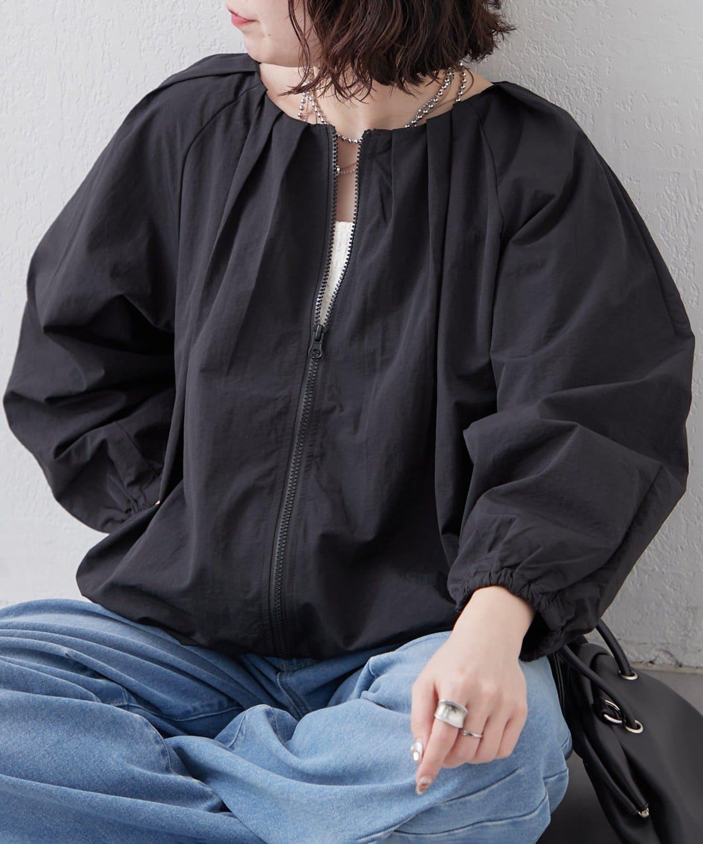 蓬鬆廓形 褶襉泡泡設計 夾克
