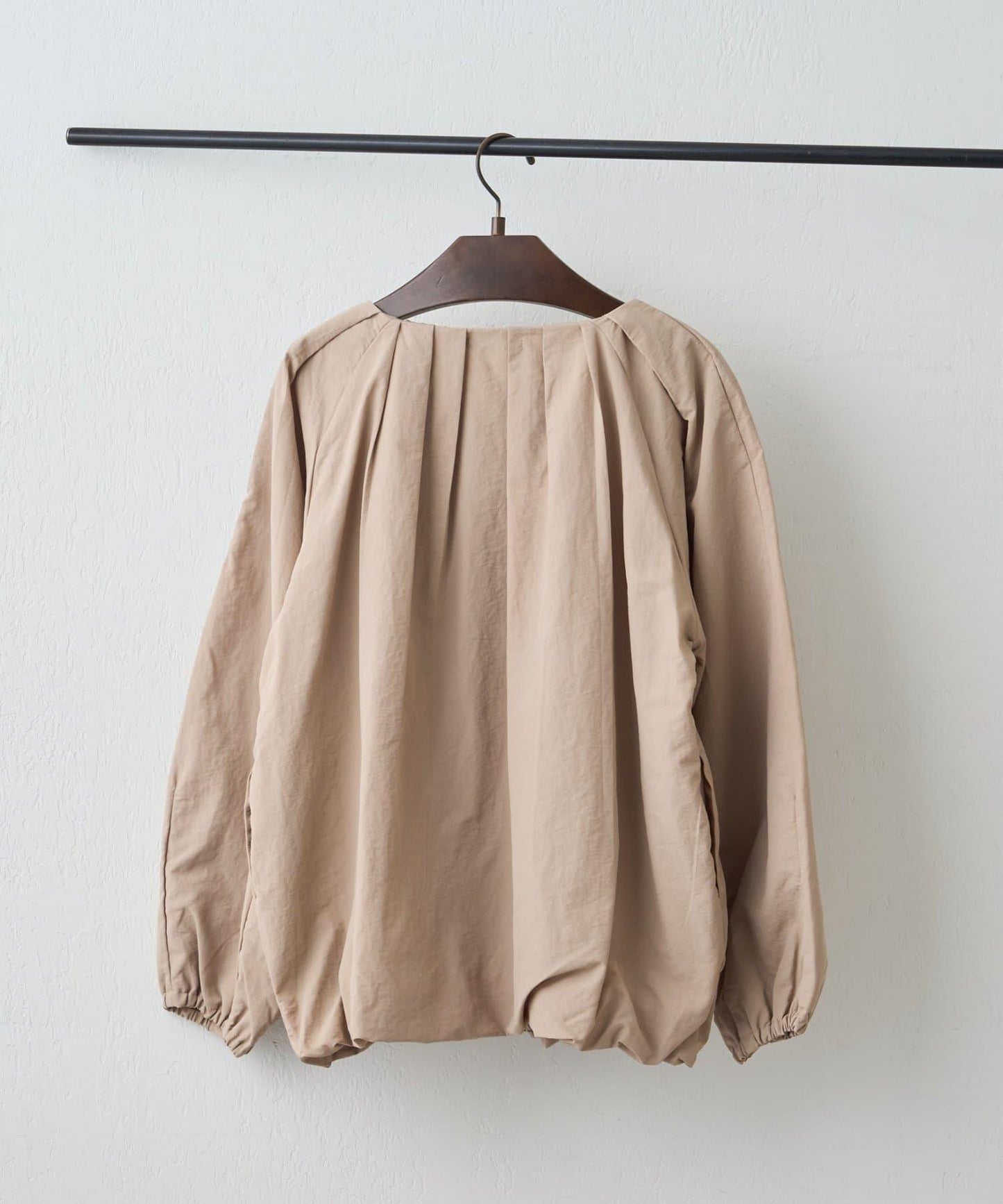 蓬鬆廓形 褶襉泡泡設計 夾克